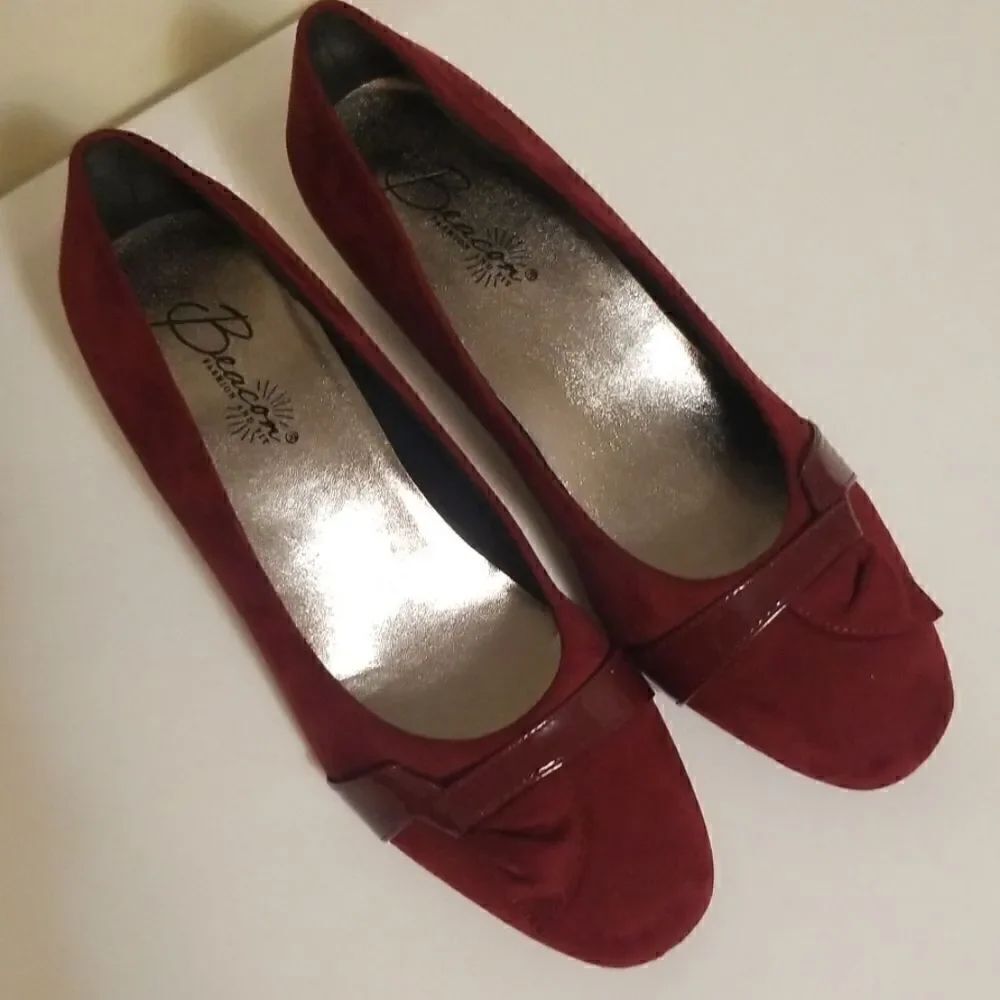 Beacon Shoes Burgundy Micro Suede/Patent Pumps,NEW